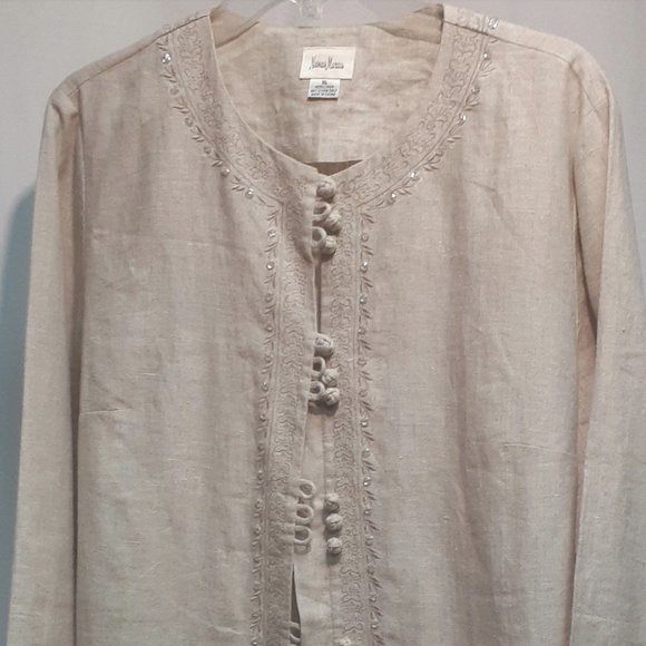 Jacket - Picture 2 of 8